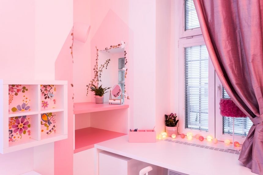 Obrázek - Realizace růžového dětského pokojíku s tapetou od Eijffinger
