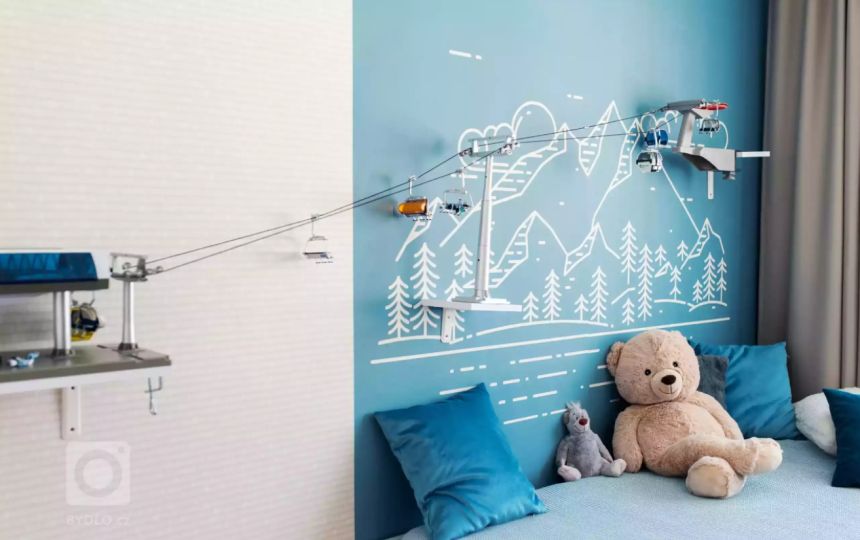 Obrázek - Realizace pokojíčku pro malého chlapečka s tapetou z kolekce Script