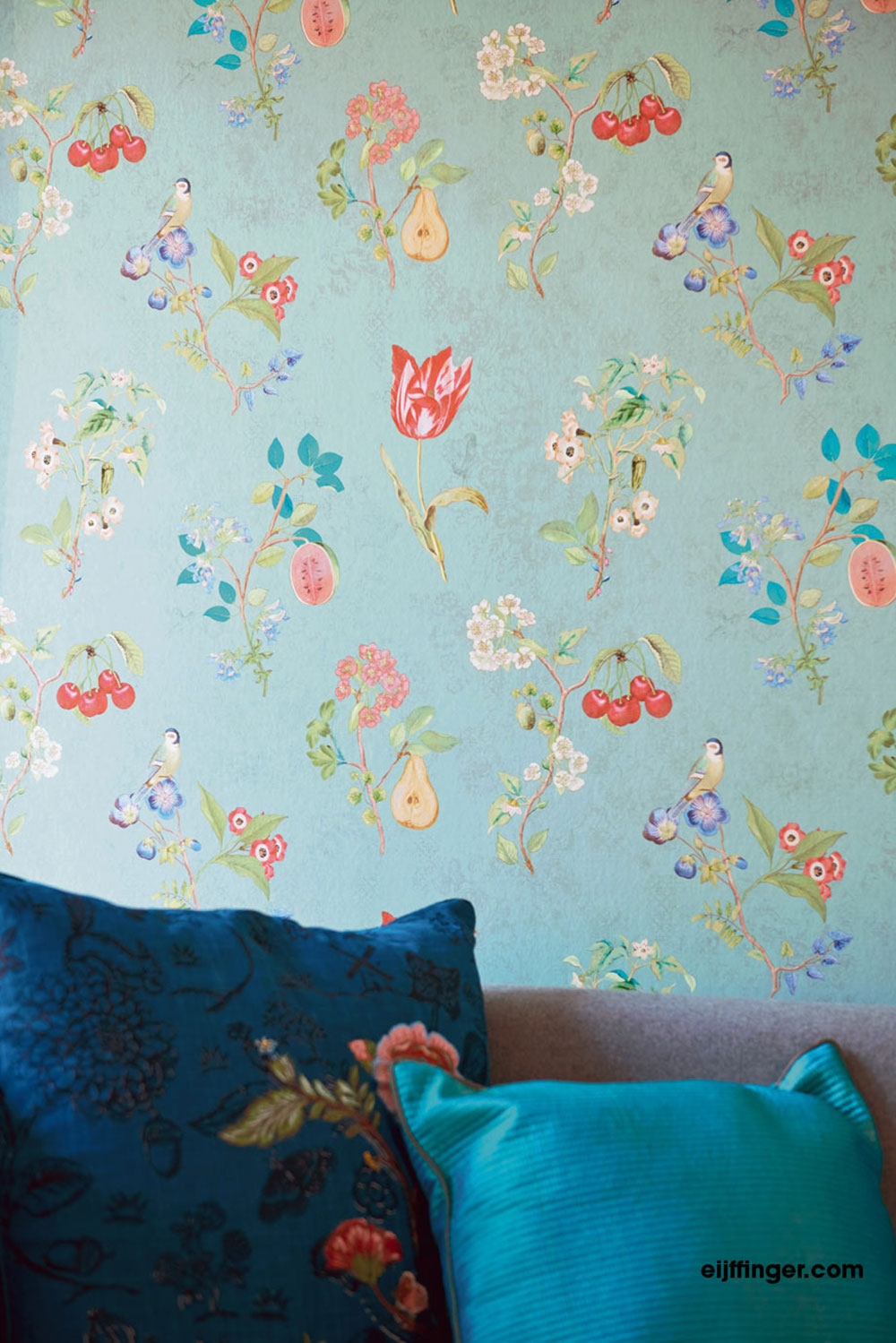 Vliesová tapeta s květinami a ptáčky 375022, Pip Studio 4, Eijffinger