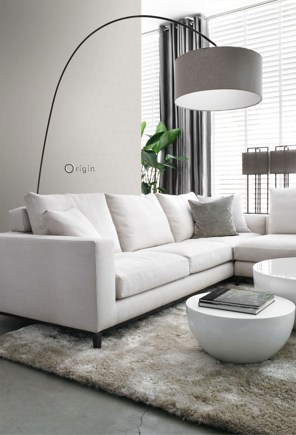 Metalická béžová vliesová tapeta s trojúhelníky 347744, City Chic, Origin 