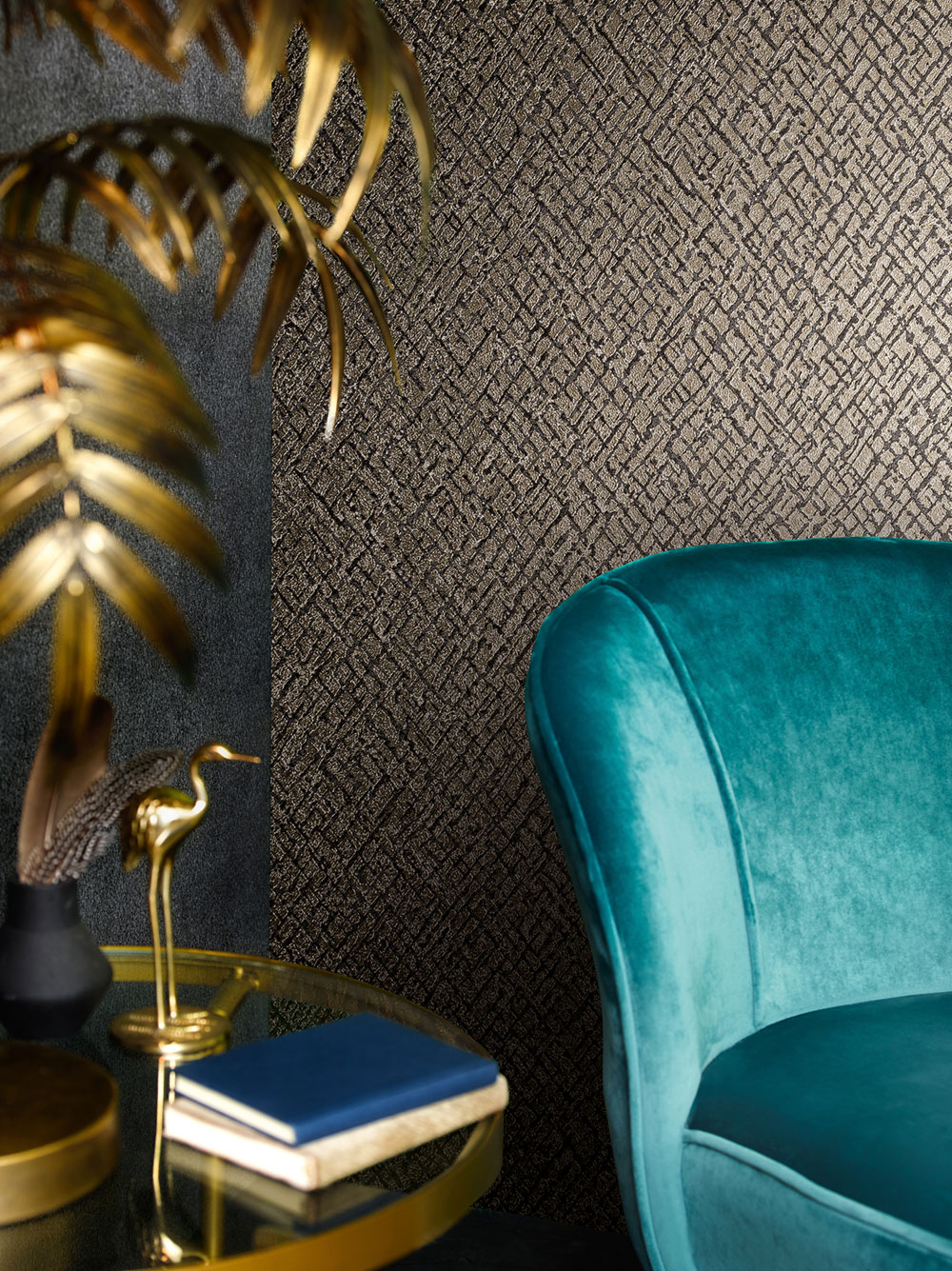 Černozlatá vliesová tapeta s vinylovým povrchem 33715, Papis Loveday, Marburg