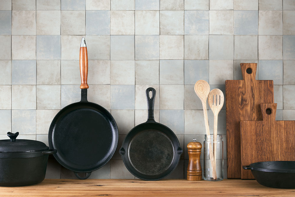 Šedo-modrá geometrická vliesová tapeta s vinylovým povrchem 45712 Zellige, Marburg