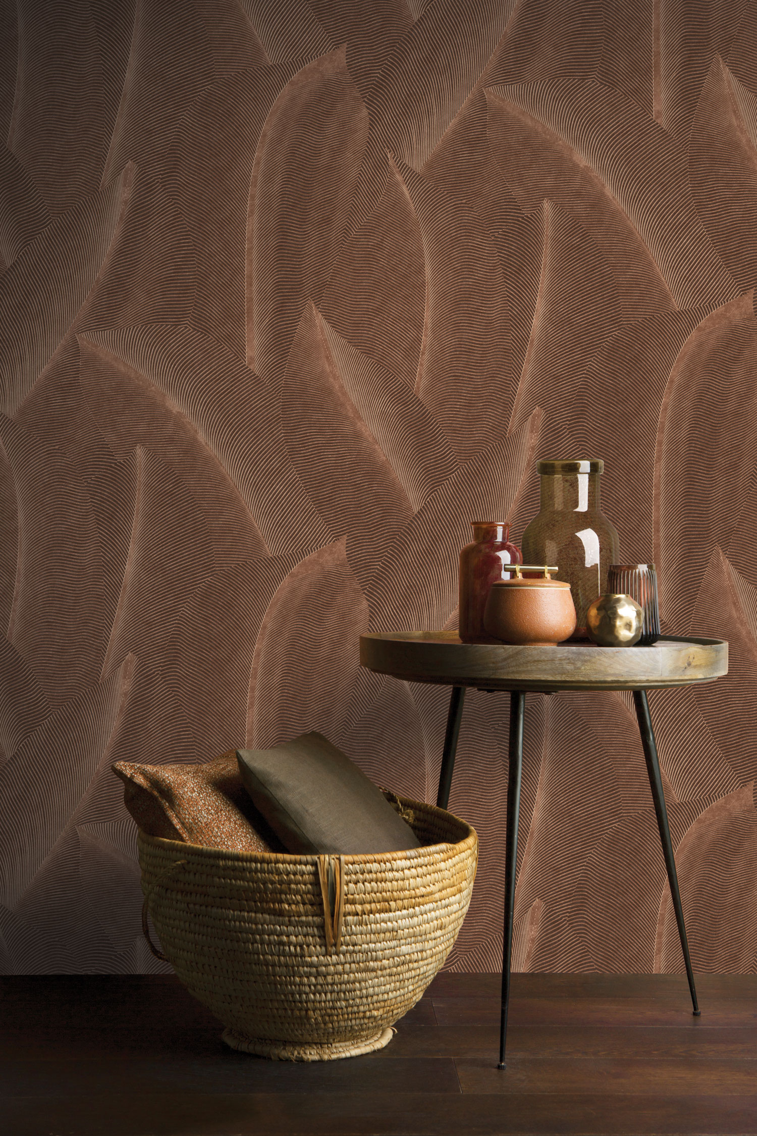 Hnědá vliesová tapeta s listy,  AL26222, Allure, Decoprint