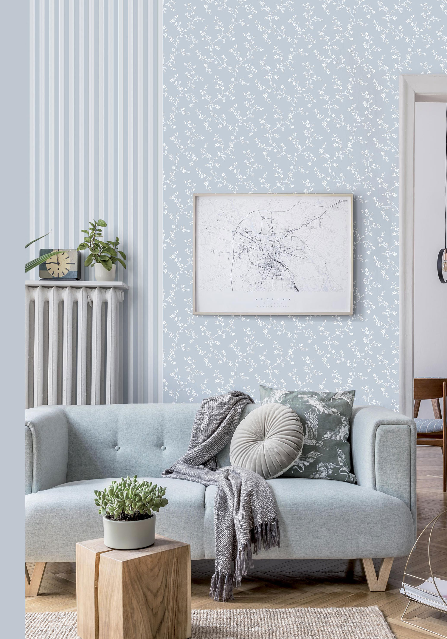 Zelená vliesová tapeta na zeď s bílými pruhy 12385 Fiori Country Parato