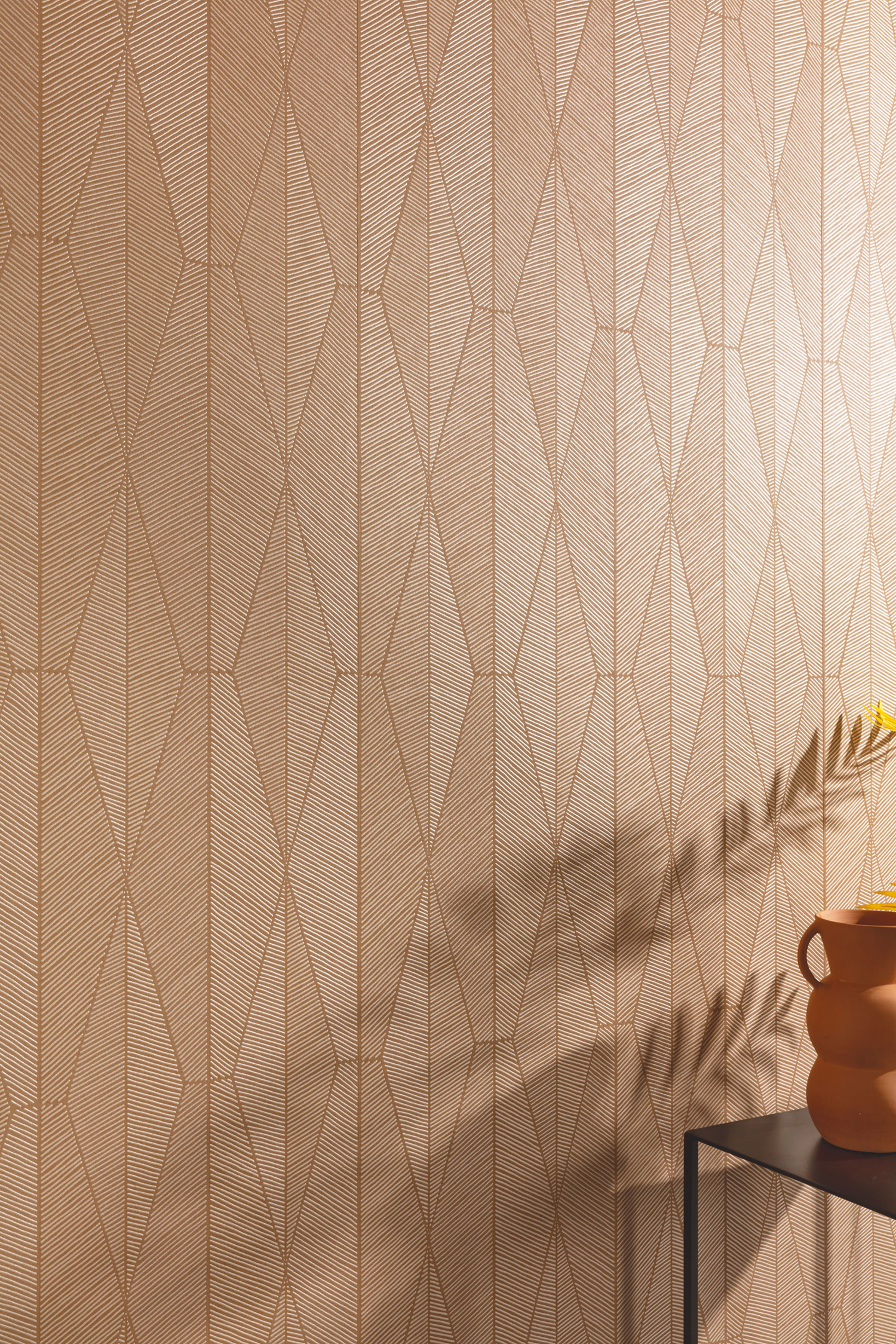 Geometrická vliesová tapeta na zeď, hnědá, YSA304, Mysa, The Texture Book, Khroma by Masureel