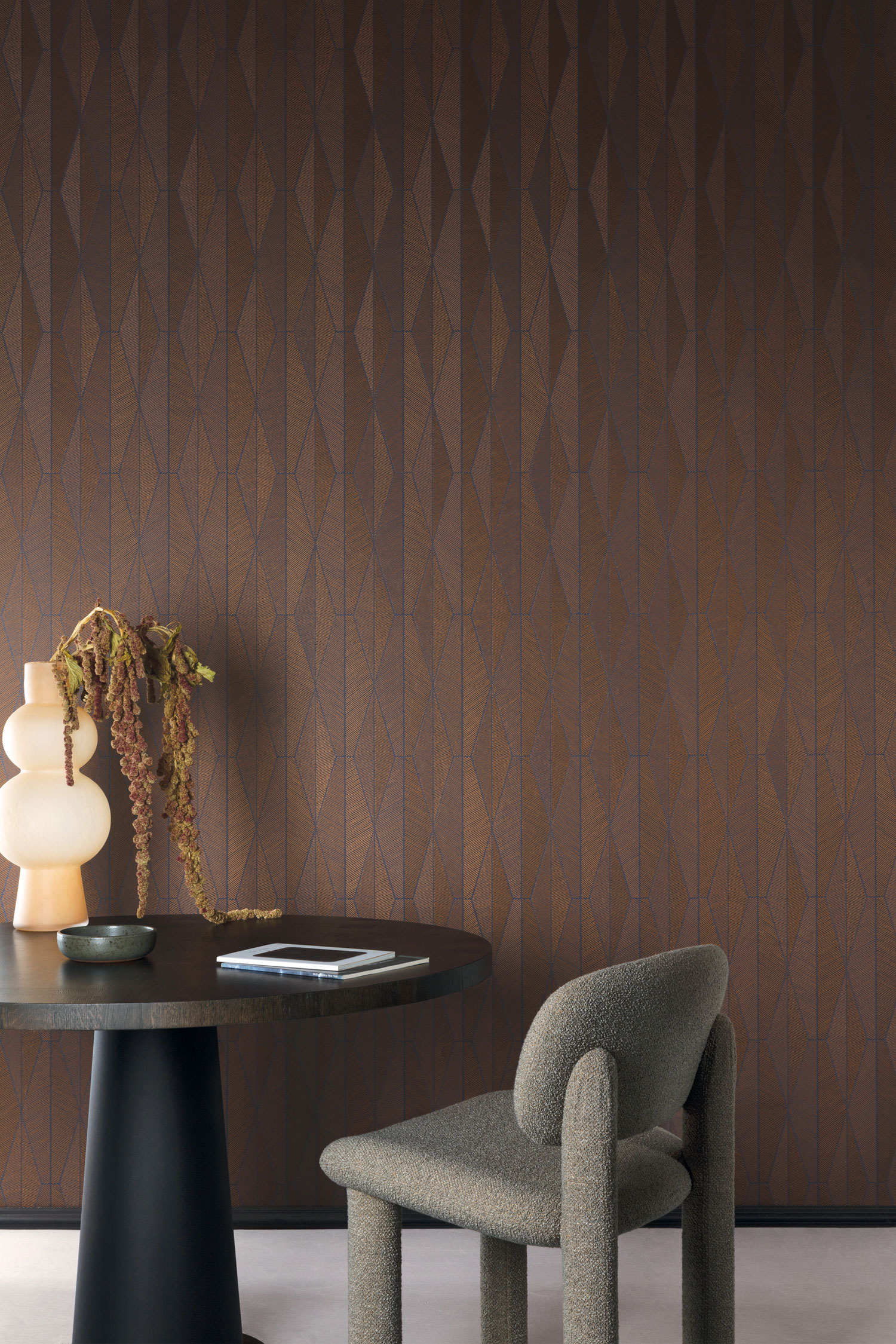 Geometrická vliesová tapeta na zeď, černo-bronzová, YSA306, Mysa, The Texture Book, Khroma by Masureel