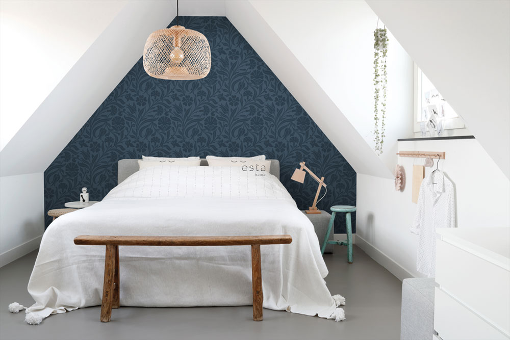 Květinová vliesová tapeta na zeď, modrá, 139296, Bloom, Esta Home