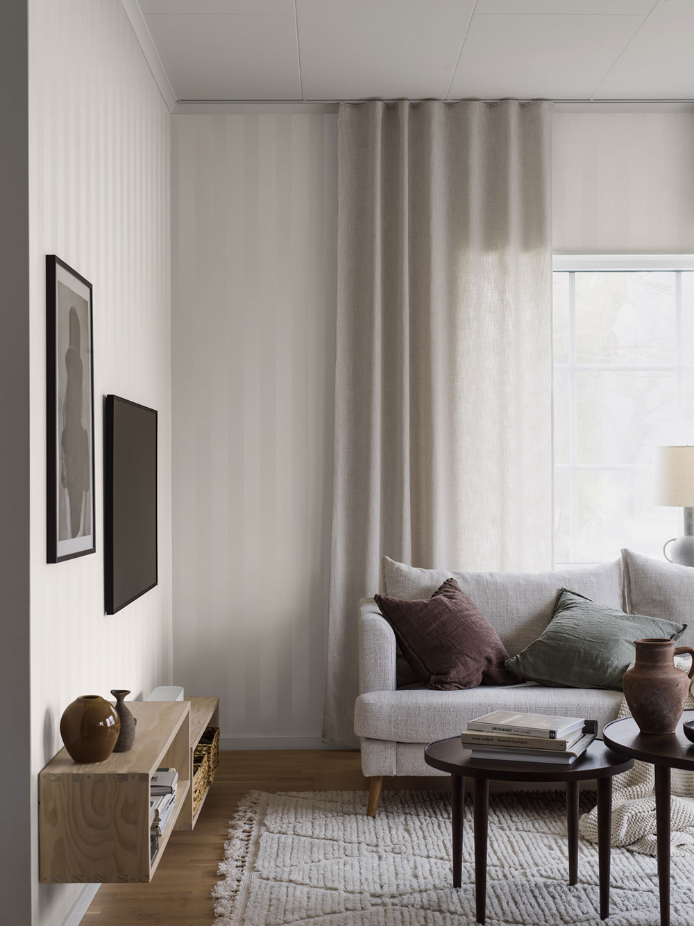 Vliesová tapeta na zeď, bílá, pruhy, 38719, Borosan Bas, Borastapeter