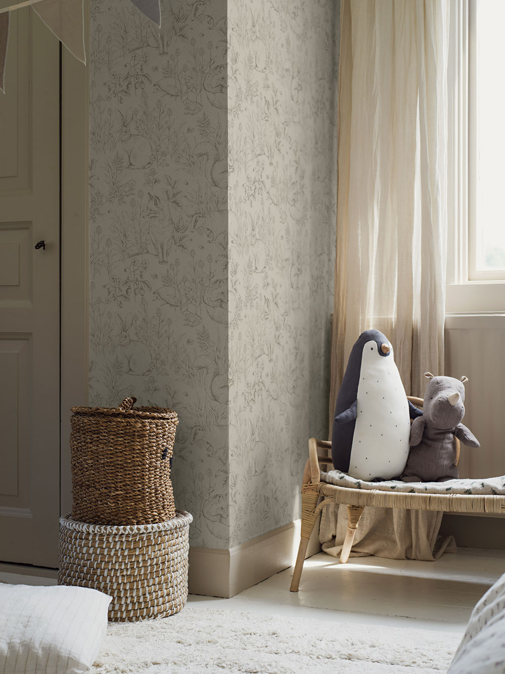 Vliesová tapeta na zeď, šedo-béžová, zvířátka, 6922, Newbie Wallpaper, Borastapeter