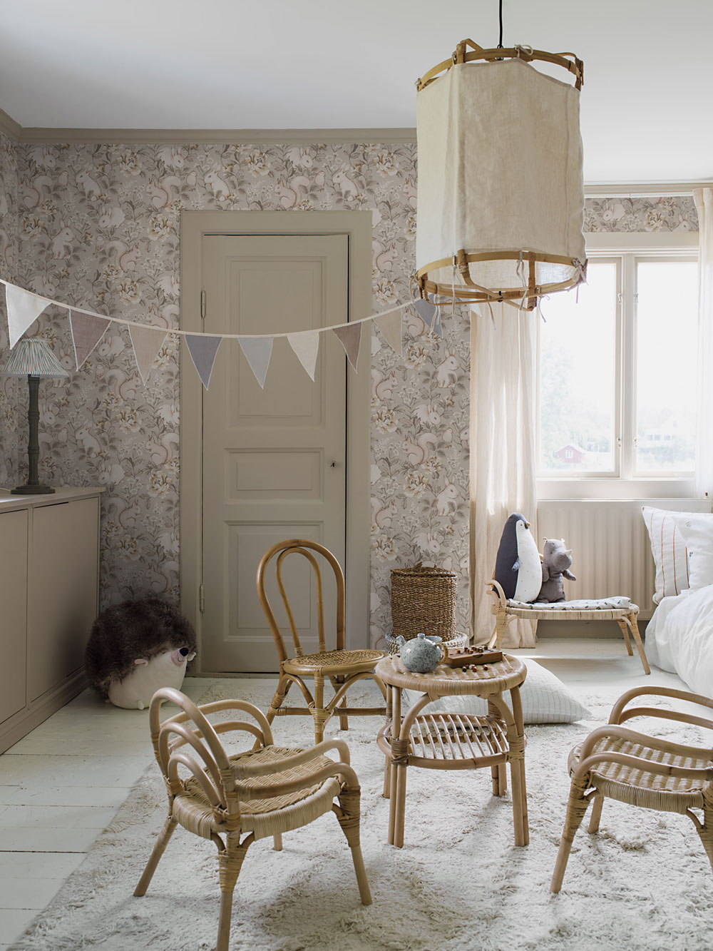 Vliesová tapeta na zeď, béžová, zvířátka, 6933, Newbie Wallpaper, Borastapeter