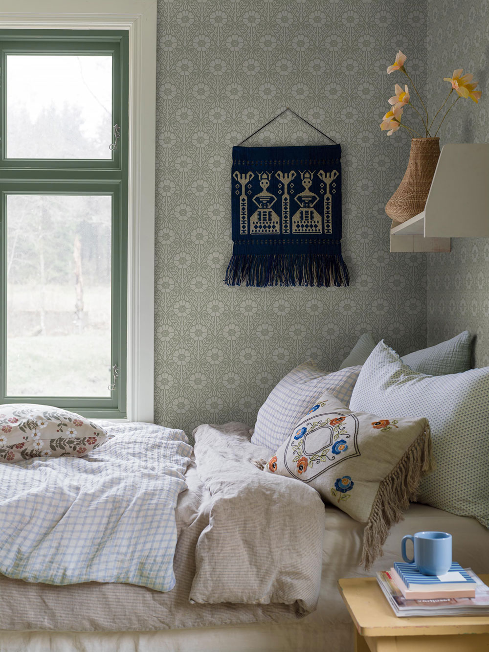 Vliesová tapeta na zeď, zeleno-bílá, květiny, 5811, Nordic Folk, Borastapeter