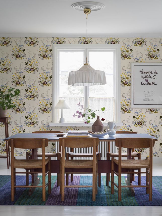 Bílá vliesová tapeta na zeď, luční květiny, motýli, 1961, Scandinavian Designers, Scandinavian Designers III, Borastapeter