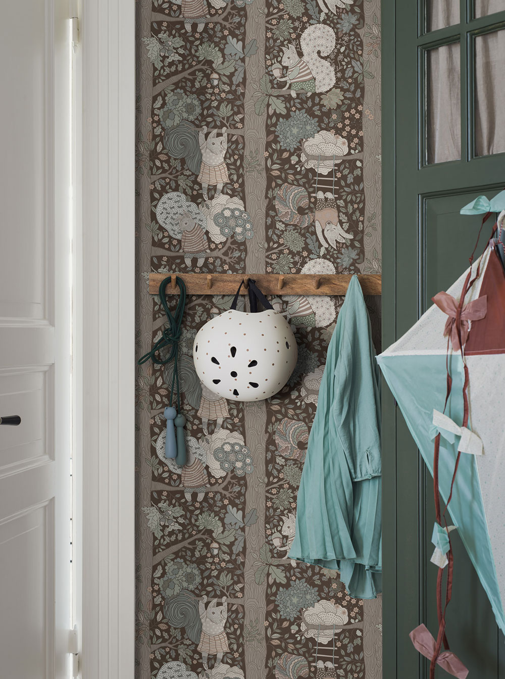 Dětská vliesová tapeta na zeď, hnědo-zelená, zvířátka, 6290, Icons, Borastapeter