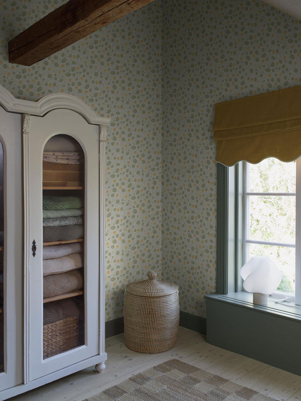 Vliesová tapeta na zeď, bílá, květiny, listy, 6975, Osterlen, Borastapeter