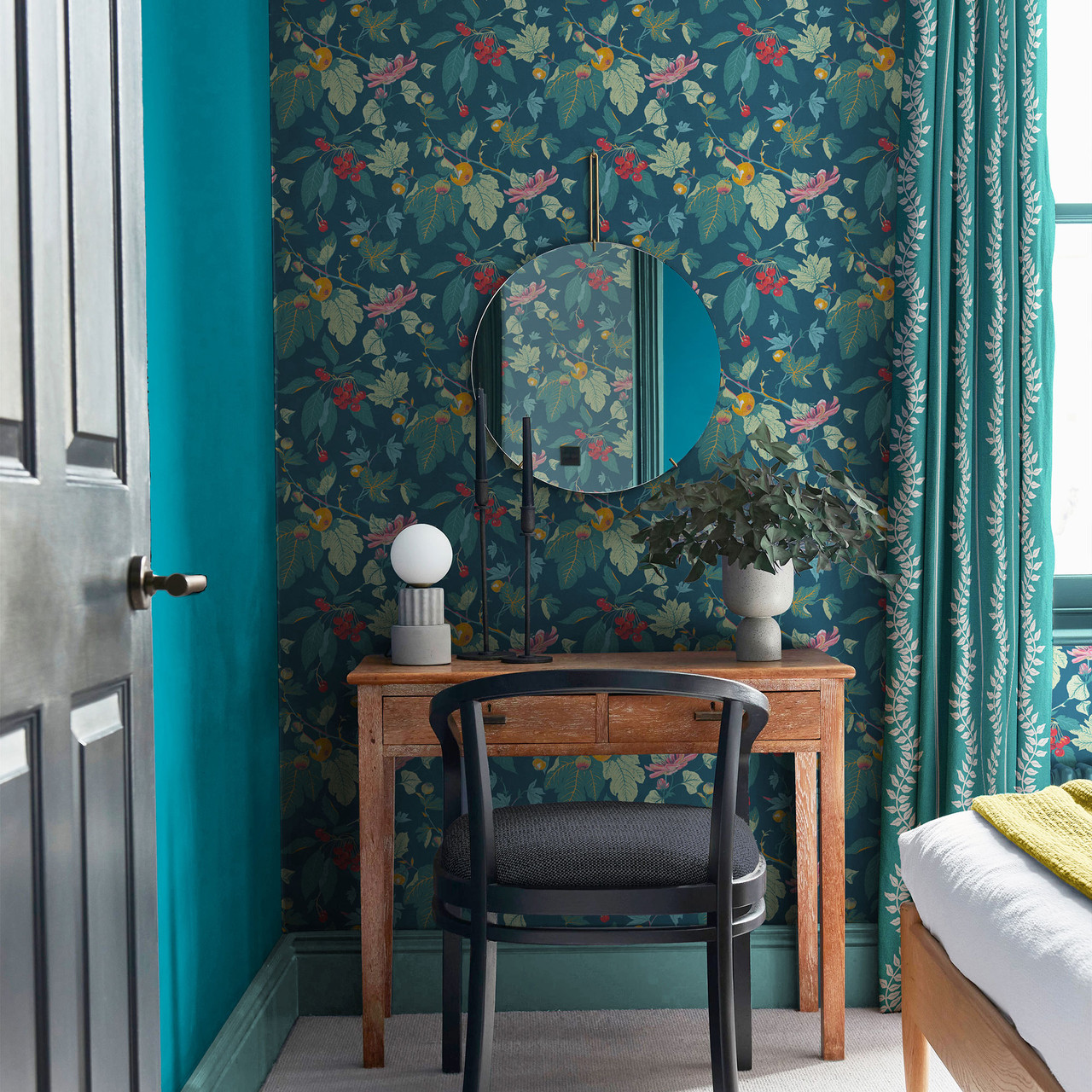 Vliesová tapeta na zeď, modrá, listy, plody, 130280, Concerto, Graham Brown Premium