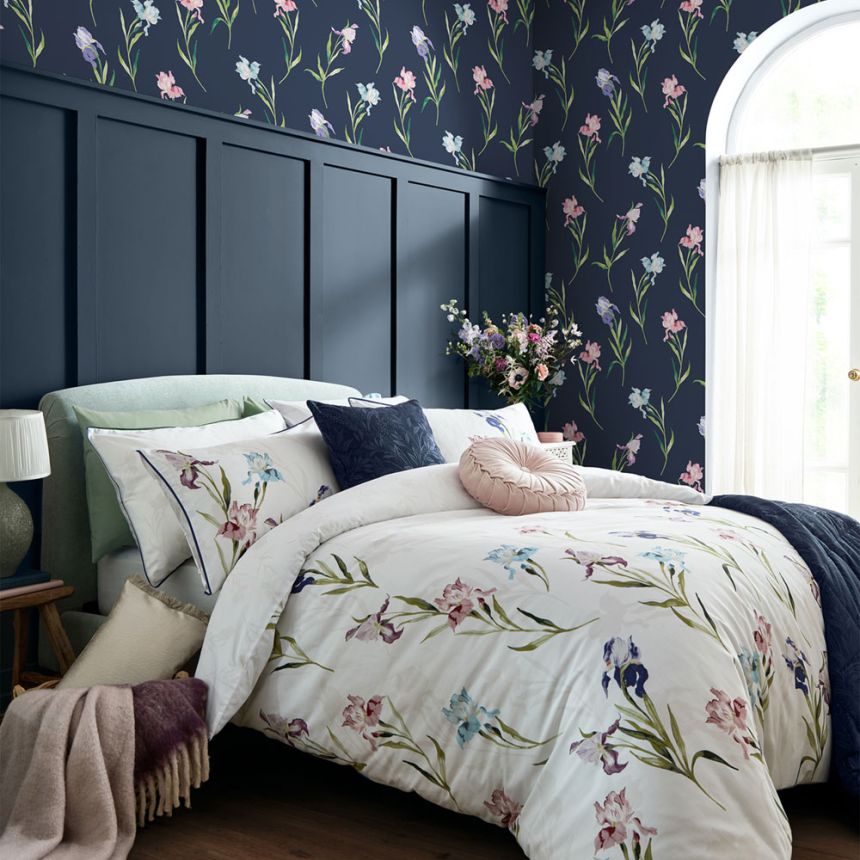 Vliesová tapeta na zeď, modrá, růžová, kosatce, 127399, Laura Ashley 4
