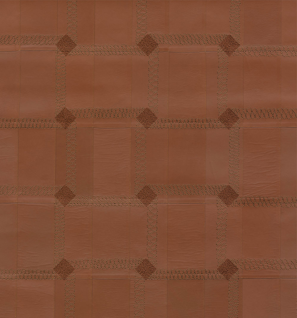 Geometrická vliesová vyšívaná tapeta na zeď, kozí kůže, červeno-hnědá, 27421, Corium, Arte