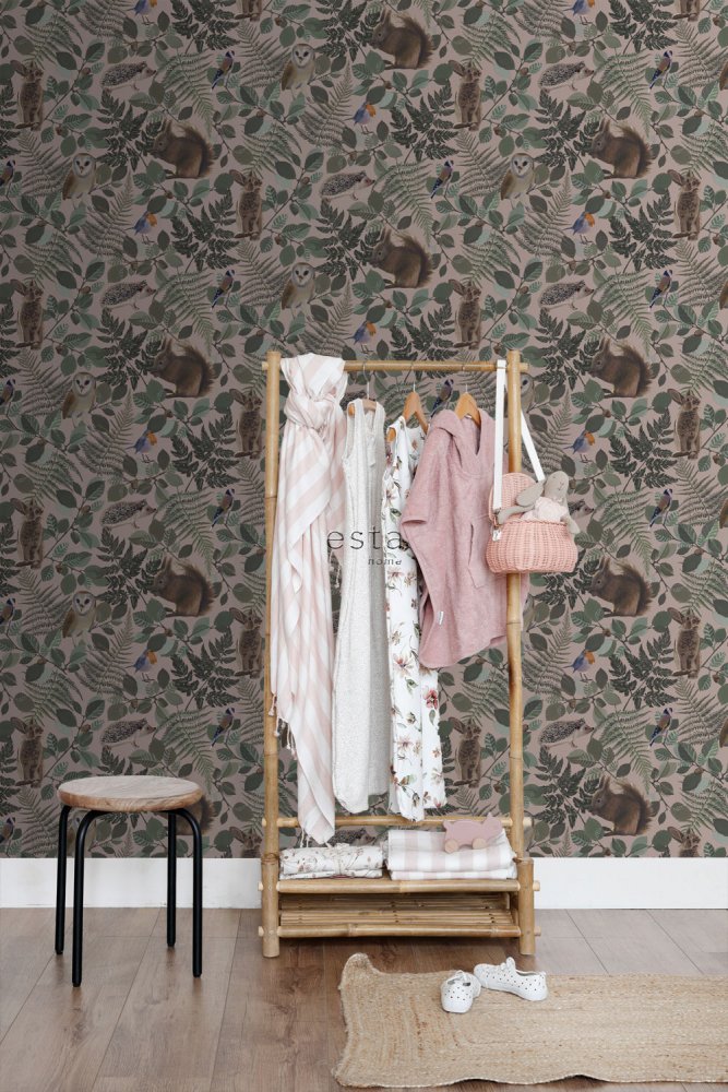 Starorůžová vliesová dětská tapeta na zeď s lesními zvířátky 139252, Forest Friends, Esta