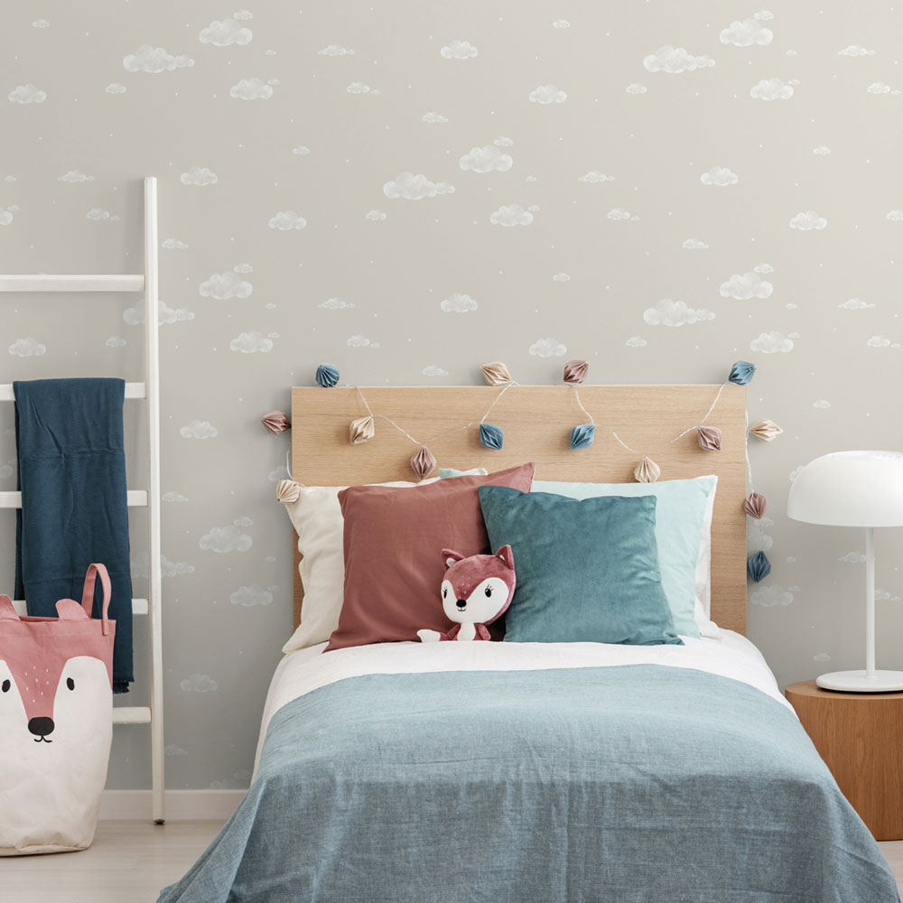 Tyrkysová papírová tapeta na zeď, mráčky, obloha, hvězdičky 458-2, Pippo, ICH Wallcoverings