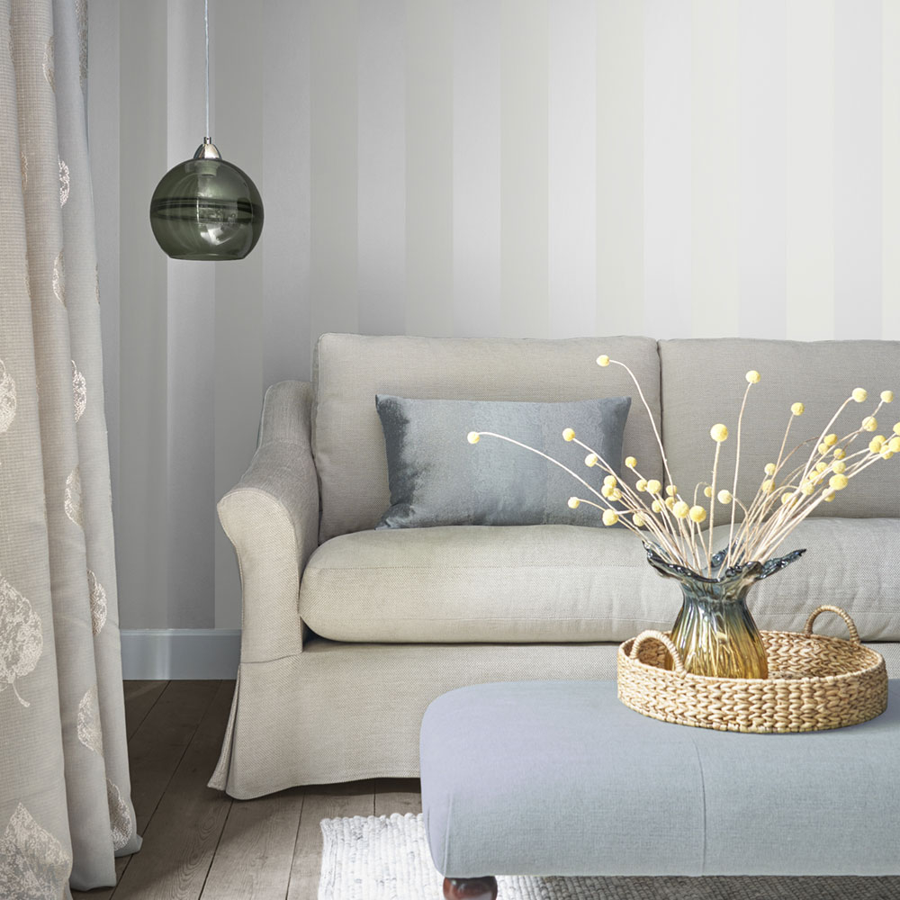 Vliesová tapeta na zeď, bílá, pruhy, 113336, Laura Ashley Signature